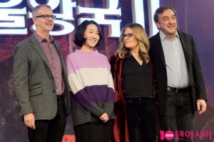 &#39;겨울왕국2&#39; 피터 델 베코 프로듀서 &#34;한국의 노을, 마법 같았다&#34;