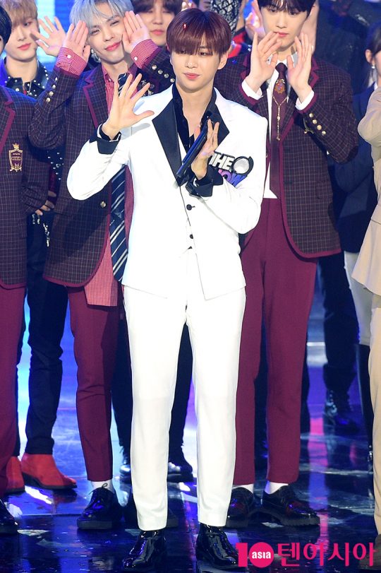 가수 강다니엘