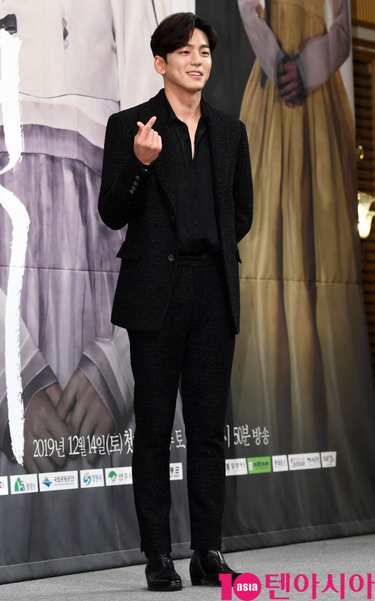 배우 김민규가 12일 오후 서울 강남구 논현동 임피리얼 팰리스 호텔에서 열린 TV CHOSUN 특별기획드라마 ‘간택-여인들의 전쟁’ 제작발표회에 참석하고 있다.