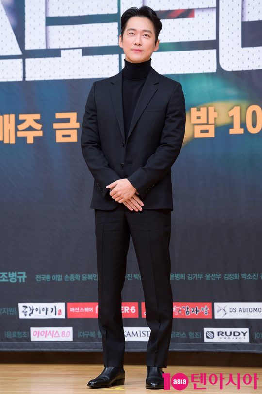 배우 남궁민