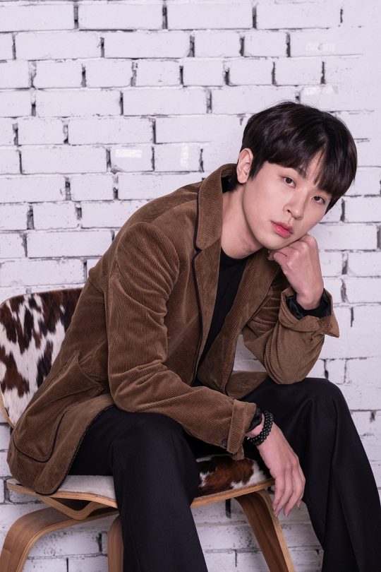 마동석이 마블 스튜디오의 ‘이터널스’ 촬영으로 인해 영화 ‘시동’의 홍보 활동에 참여하지 못하고 있는데 박정민은 “문자(메시지)를 나누고 있는데 마음을 많이 쓰시더라. 선배님 몫까지 해보겠다면서 안심시켜드렸다”고 말했다. /사진제공=NEW