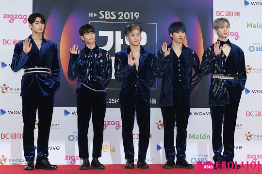 그룹 아스트로