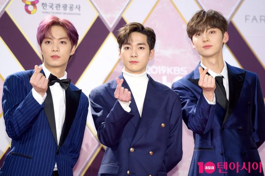 뉴이스트 JR, 아론, 민현