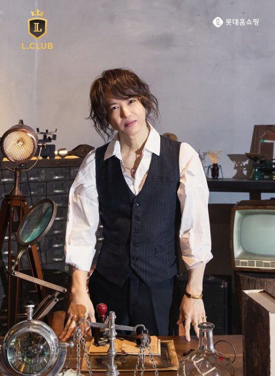 가수 양준일. / 제공=롯데홈쇼핑