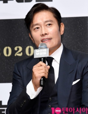 &#39;남산의 부장들&#39; 이병헌 &#34;실제사건 모티브, 애드리브 할 수 없었다&#34;