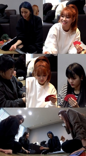 '전참시' AOA, 숨겨둔 고스톱 실력 공개…진정한 타짜 여신은?
