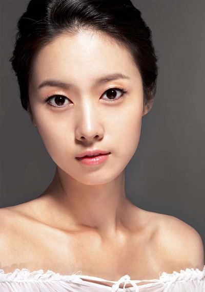 배우 주민하 사진