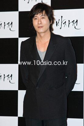류승범 “질투하는 남자가 섹시하다”
