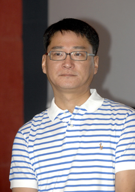 이장수 감독 “멋지기보다는 정서적 공감대를 형성할 수 있도록”