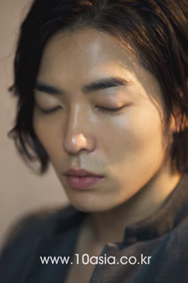 김재욱│“지금은 모든 게 무기력해요” -1