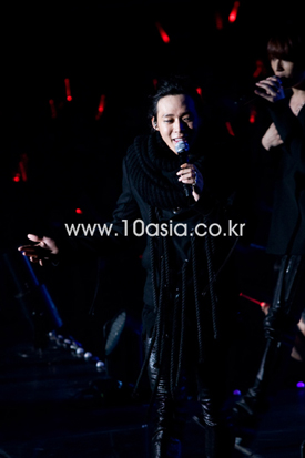 믹키유천 “요즘은 바쁜 게 너무 즐겁습니다”