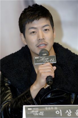 김혜수 “배우로서 한 치의 후회도 없을 드라마”