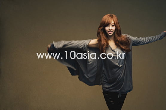 G.NA│여왕벌의 반전드라마