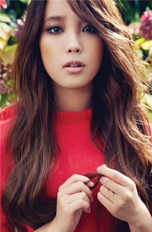 아이유가 ‘나는 가수다’ 대신 <불후의 명곡 2>를 선택한 이유는?