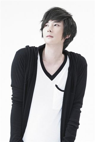 신혜성, 디지털 싱글 ‘조금 더 가까이’ 발표