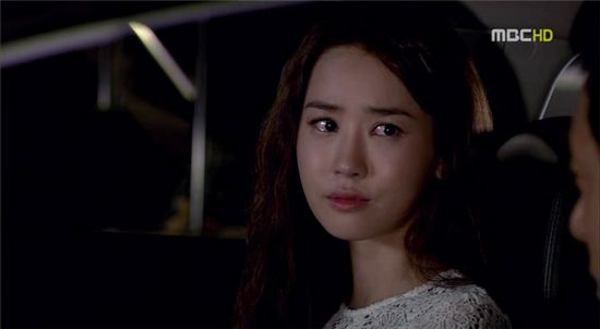 [TV 브리핑] <미스 리플리>, 그저 관람하게 만드는 거짓세계