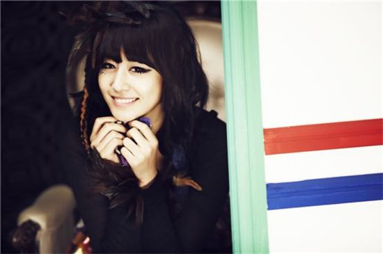 티아라 지연, 무릎 인대 부상으로 응급실 행