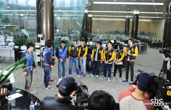 ‘런닝맨’ PD “시민들을 길거리에서 절대 섭외하지 않는다. 제작진 사칭 주의”