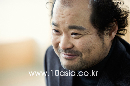 < TEN >│머리는 차갑게, 가슴은 뜨겁게
