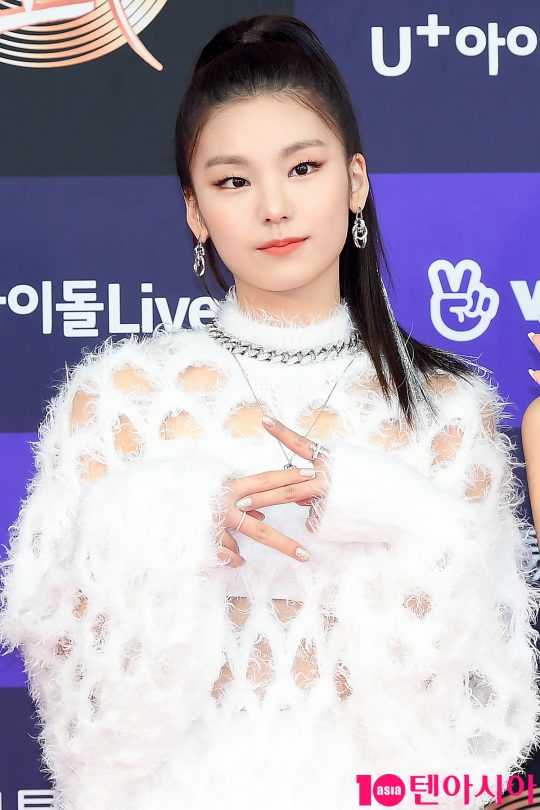 그룹 있지 예지