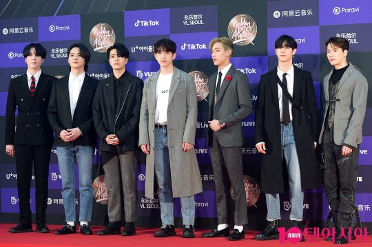 그룹 갓세븐(왼쪽부터 유겸, 제이비, 영재, 진영, 뱀뱀, 마크 잭슨)