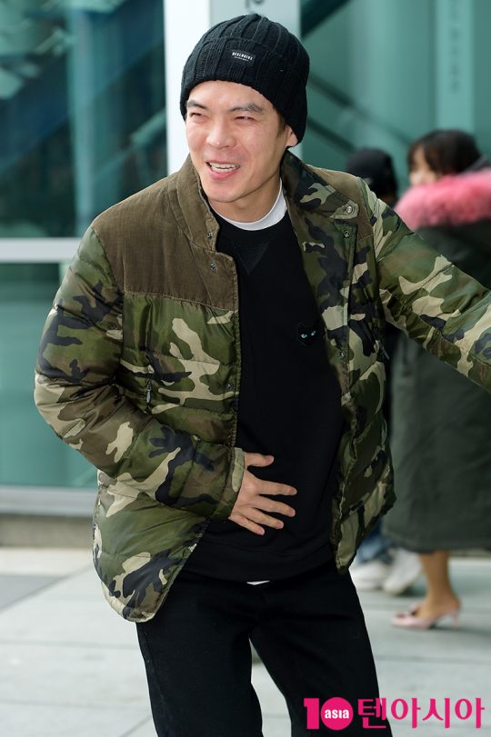 배우 김성오
