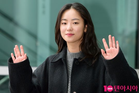 배우 전여빈
