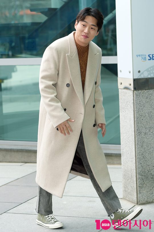 배우 안재홍