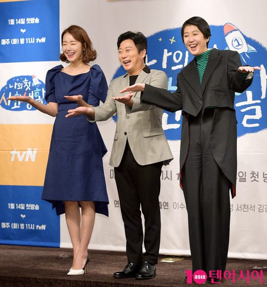 배우 소이현(왼쪽부터), 코미디언 이수근, 방송인 홍진경