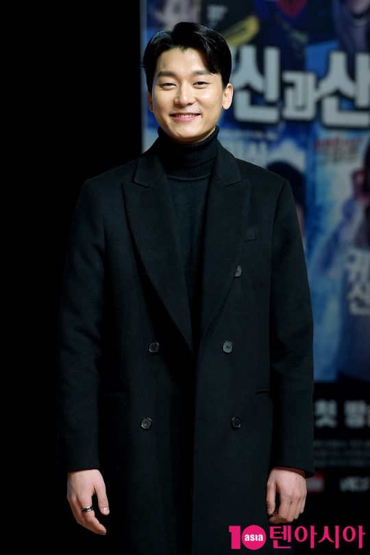 배우 송운섭