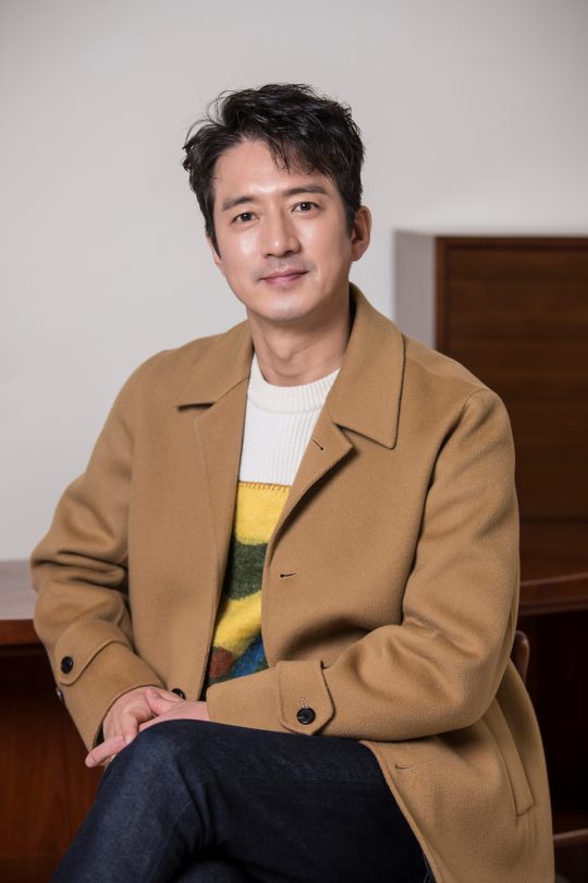 영화 ‘히트맨’에서 국정원 악마교관 덕규로 열연한 배우 정준호. /사진제공=롯데엔터테인먼트