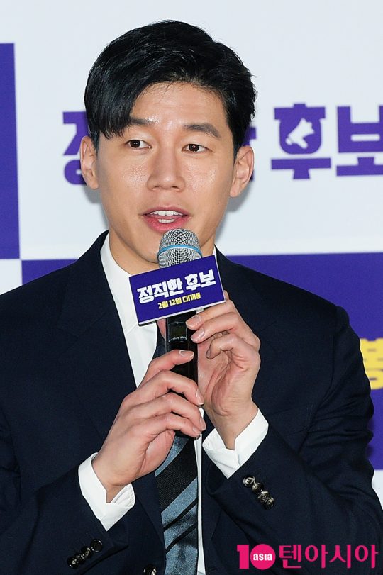 배우 김무열