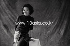 윤여정│“난 신 들린 연기가 싫어요” -1