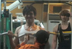 < 2AM DAY> vs <추적60분>