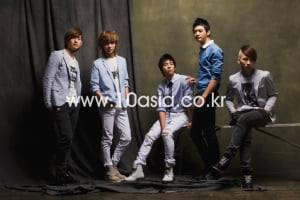 샤이니│“춤도 음악도 스타일링도 아트웍도 어느 것 하나 놓치면 안돼요” -2