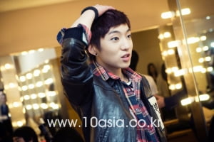 강승윤 “무대에선 그냥 비어 있는 상태다”