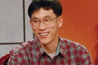 진중권, 배우 김수미가 MC를 맡은  QTV 토크쇼 <수미옥> 출연