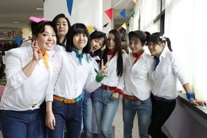 [박스오피스] <써니>, 골든위크 최종 승자. 100만 눈앞