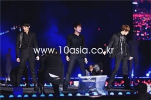 JYJ, 6일 자정 '인 헤븐' 티저 공개