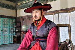 < TV 방자전 >, 방자보다 변학도가 끌리는 것을 어찌 하오리까