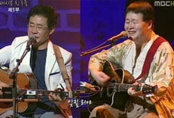 <세시봉 친구들>, 그래도 무대는 힘이 세다