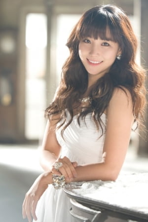 배우 이유리, tvN <노란 복수초> 캐스팅