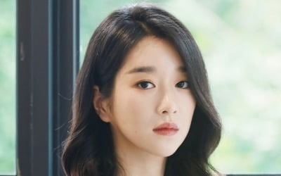 서예지, '사이코지만 괜찮아' 여주 캐스팅…'같은 소속사' 김수현과 호흡 (공식)