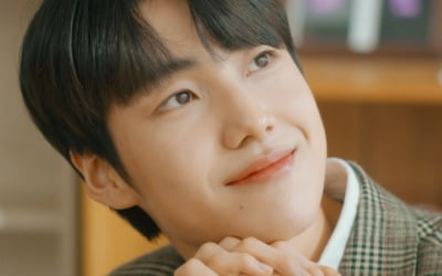 이은상, 교복 입고 풋풋한 첫사랑 연기...애즈원의 '2월 29일' M/V 남주