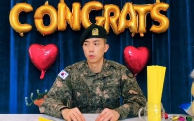 2PM 우영, 오늘(28일) 전역 기념 V라이브…닉쿤-JUN. K 깜짝 등장