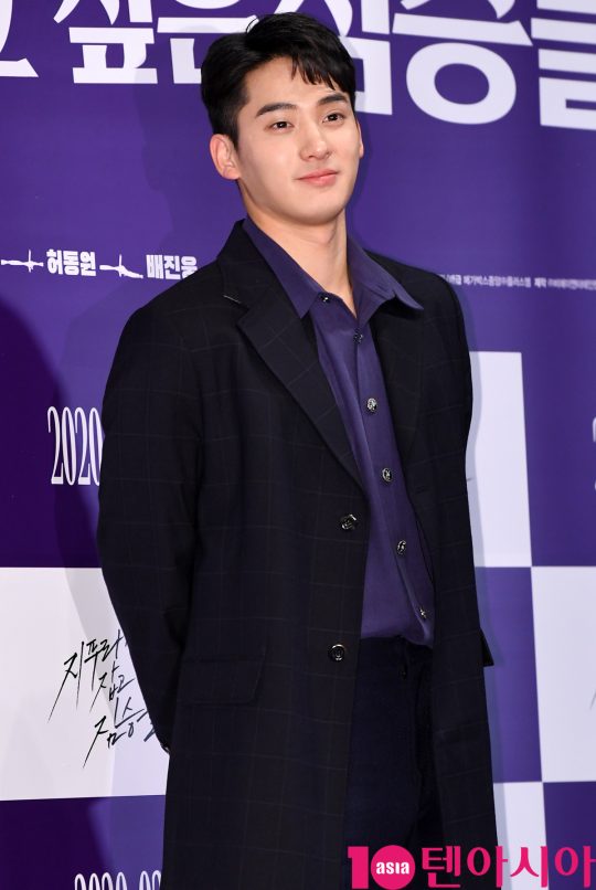 배우 정가람이 3일 오후 서울 강남구 삼성동 메가박스 코엑스에서 열린 영화 ‘지푸라기라도 잡고 싶은 짐승들’ 언론시사회에 참석하고 있다.