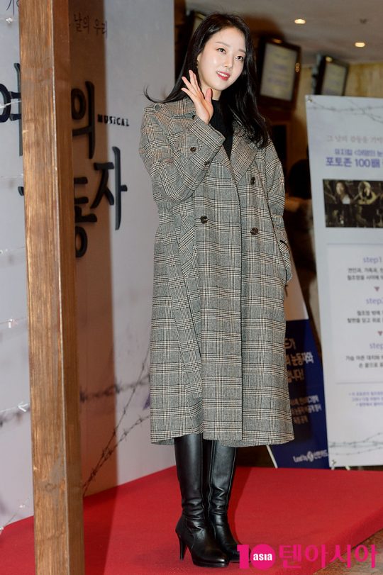 배우 윤다영