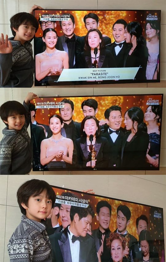 아역배우 정현준이 ‘기생충’의 오스카 수상을 축하했다. /사진=정현준 어머니 인스타그램