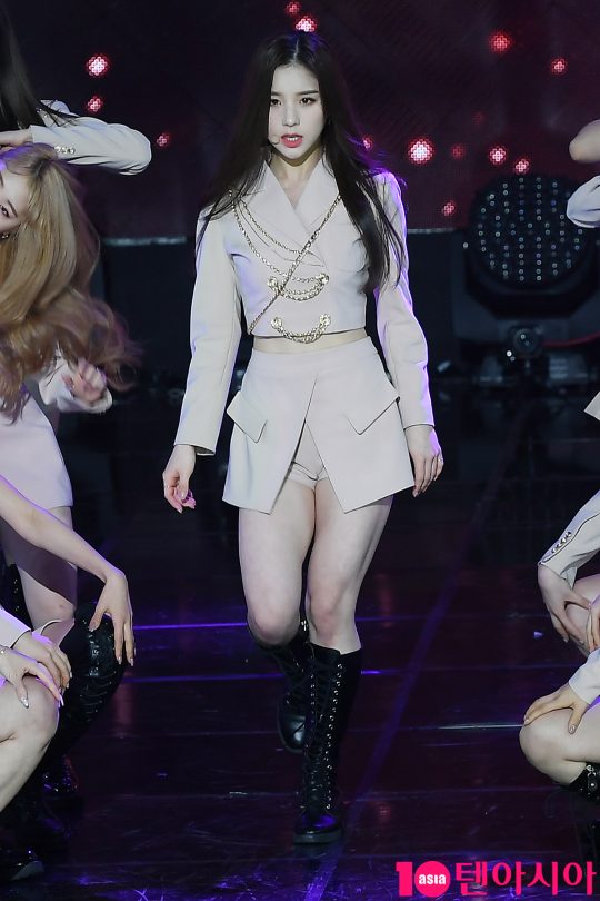 그룹 이달의 소녀 희진