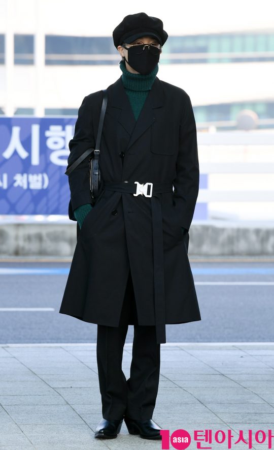 그룹 방탄소년단(BTS)(RM, 슈가, 진, 제이홉, 지민, 뷔, 정국) 지민이 20일 오전 미국 NBC 방송의 토크쇼 ‘투데이 쇼(TODAY SHOW)’ 참석차 인천국제공항을 통해 미국 뉴욕으로 출국하고 있다.